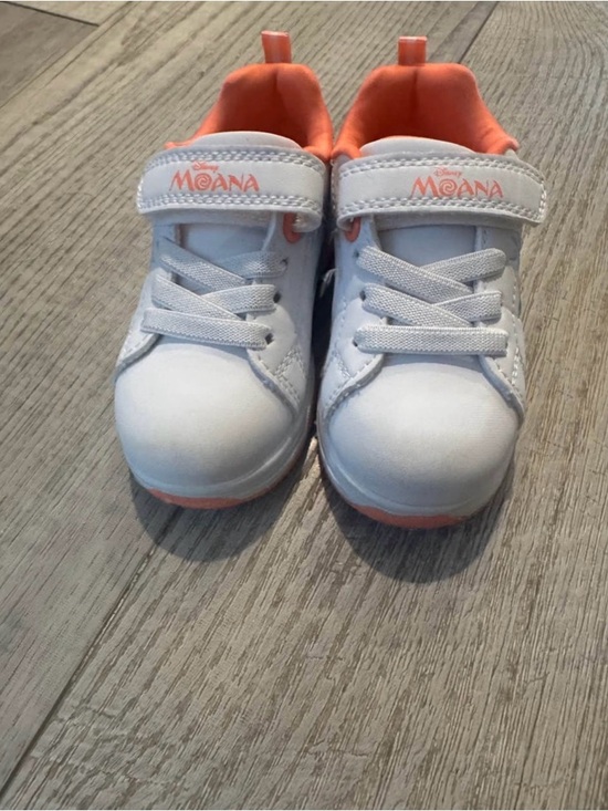 Disney Other - Disney Moana White and Coral Kids Sneakers